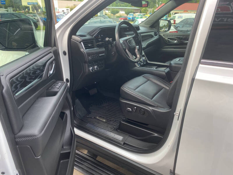 2022 GMC Yukon XL Denali