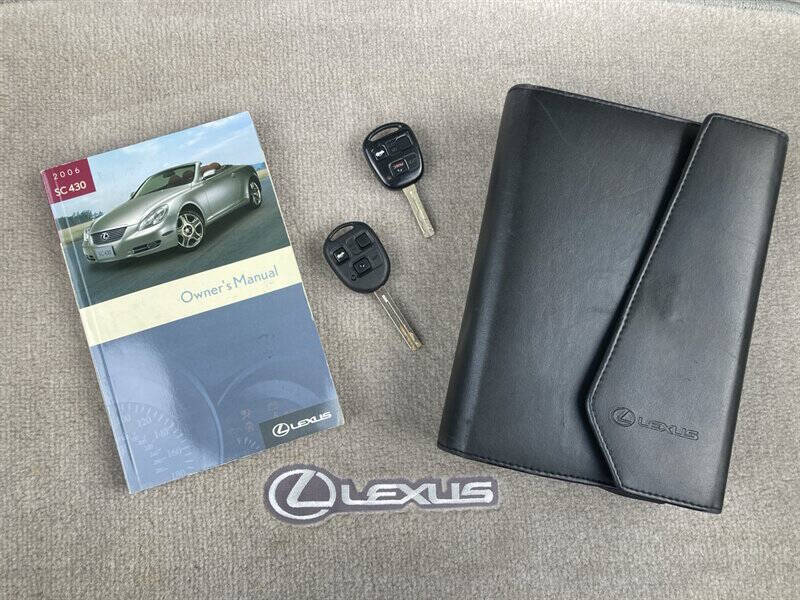 2006 Lexus SC 430