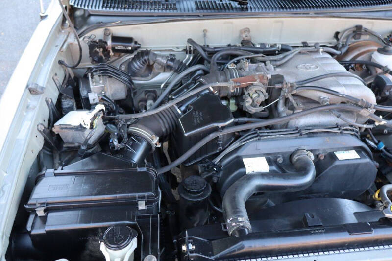 2000 Toyota 4Runner SR5