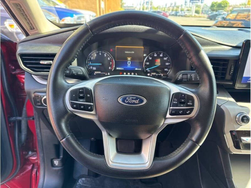 2023 Ford Explorer XLT - Photo 27