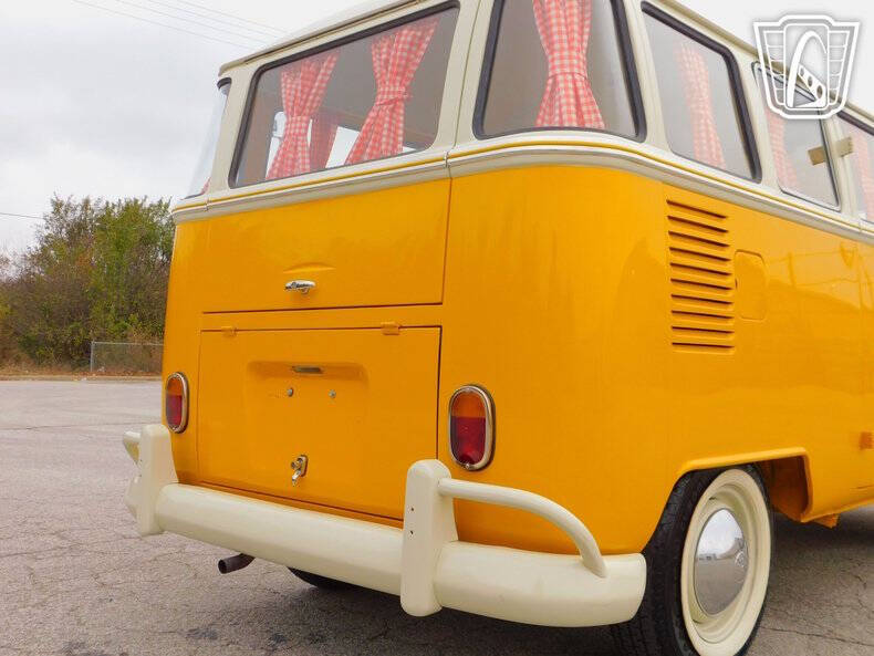 1975 Volkswagen Type 2
