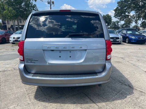 2016 Dodge Grand Caravan SXT Plus