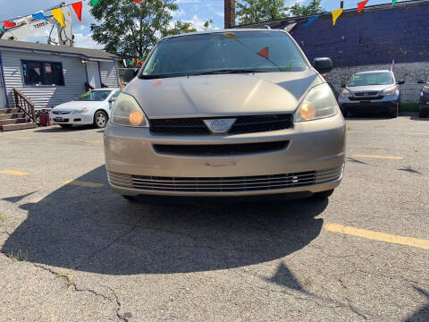 2005 Toyota Sienna for sale at Metro Auto Sales in Lawrence MA