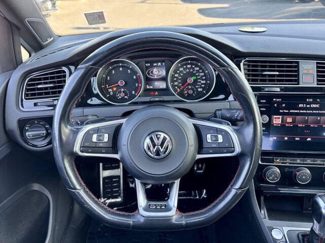 2019 Volkswagen Golf GTI SE