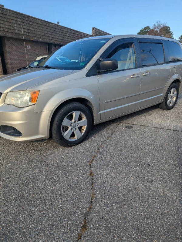 2014 Dodge Grand Caravan SE's photo