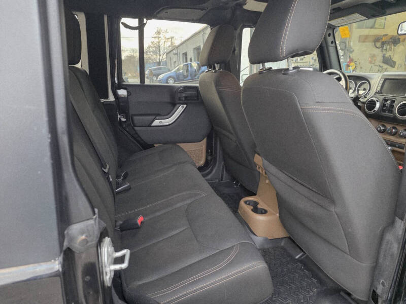 2016 Jeep Wrangler Unlimited Sahara