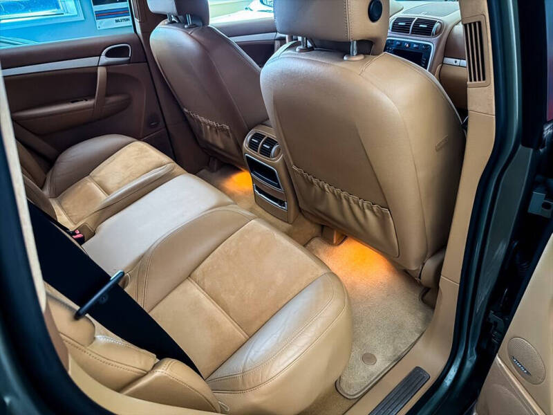 2008 Porsche Cayenne GTS