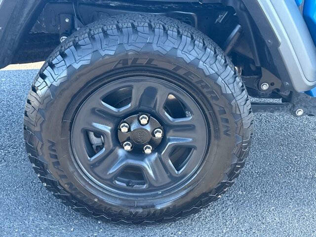 2020 Jeep Gladiator Sport