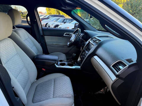 2011 Ford Explorer XLT