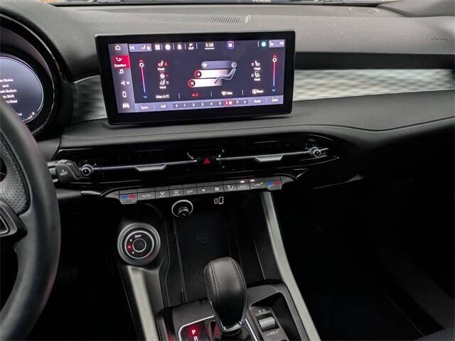 2024 Alfa Romeo Tonale Hybrid Ti