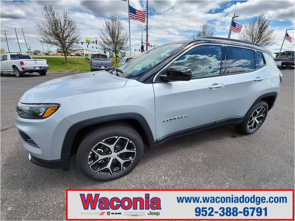 2024 Jeep Compass for sale at Victoria Auto Sales in Victoria, MN