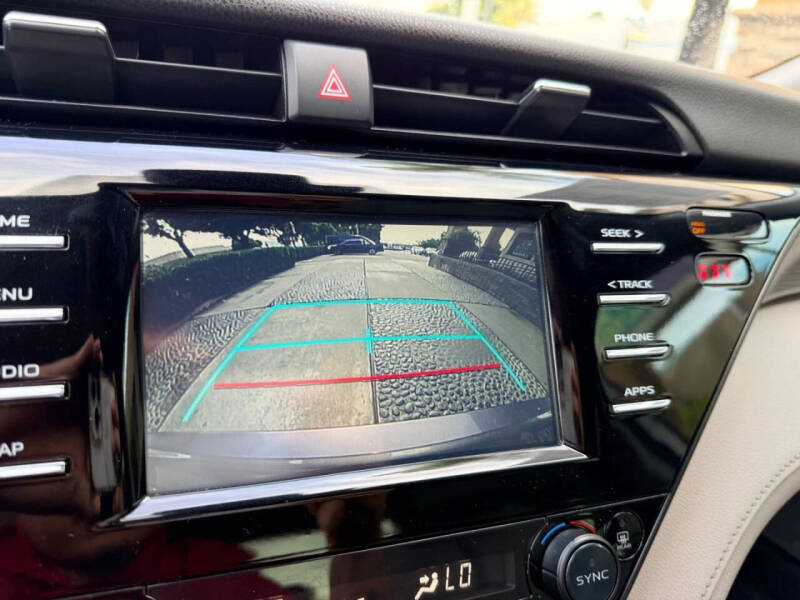 2019 Toyota Camry Hybrid