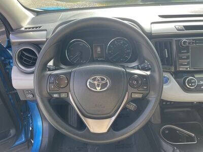 2017 Toyota RAV4 Hybrid LE Plus