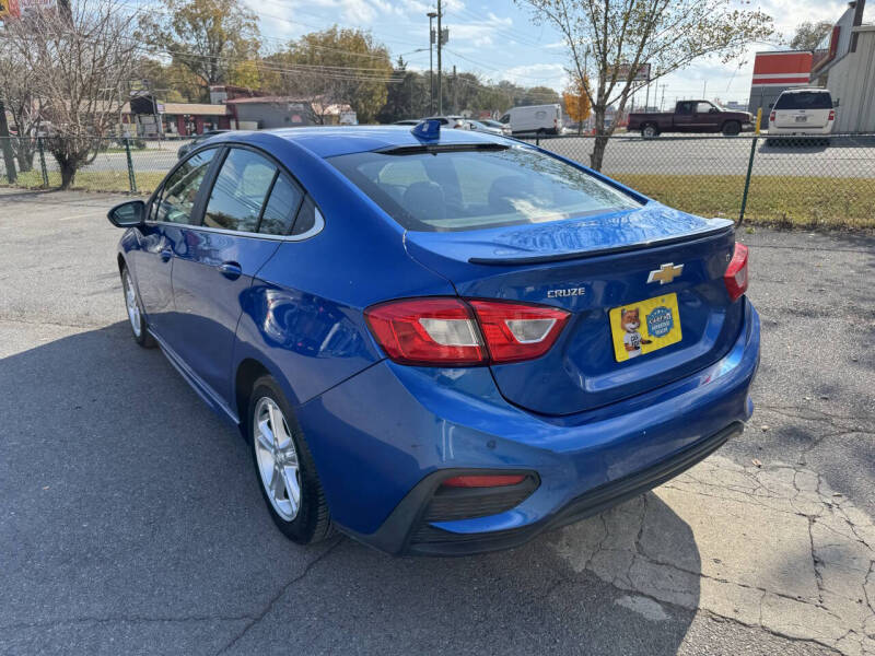 2018 Chevrolet Cruze LT Auto