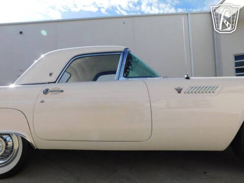 1955 Ford Thunderbird