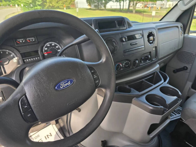 2016 Ford E-Series