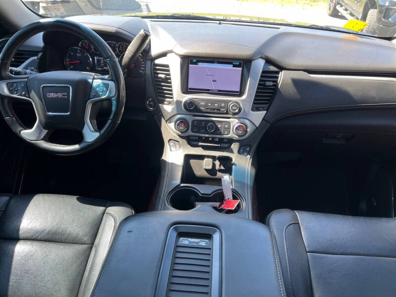 2017 GMC Yukon SLT