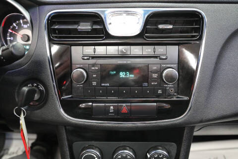 2011 Chrysler 200 Touring