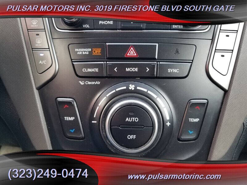 2017 Hyundai Santa Fe SE Ultimate