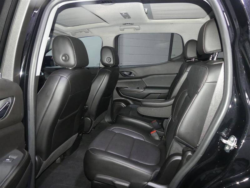 2021 GMC Acadia SLT