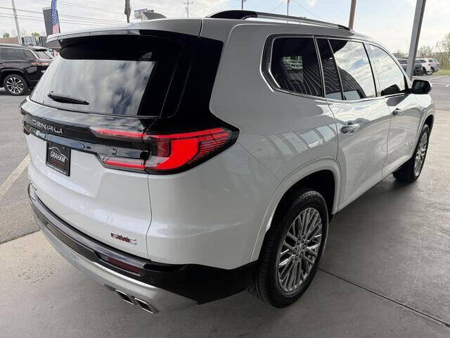 2024 GMC Acadia Denali