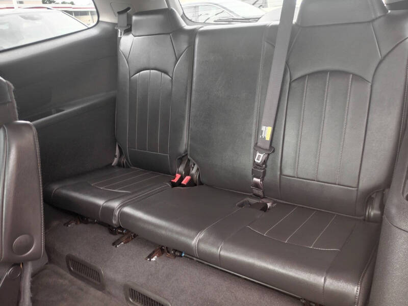 2017 Buick Enclave Leather
