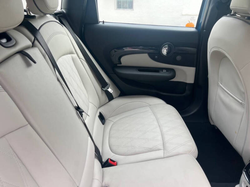 2022 MINI Clubman Cooper S ALL4