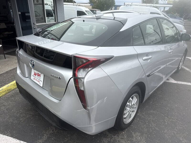2016 Toyota Prius