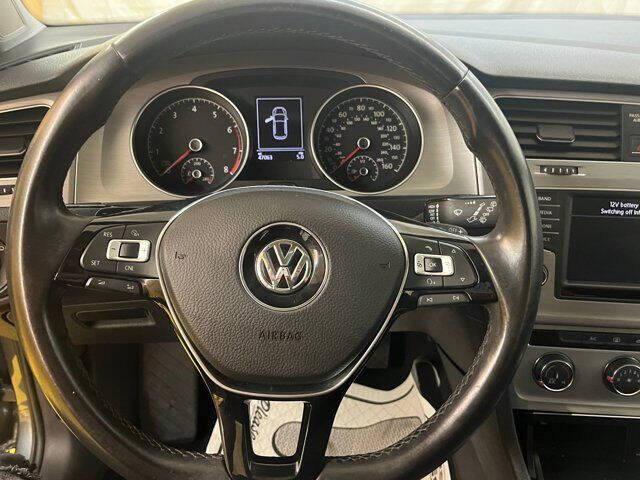 2016 Volkswagen Golf