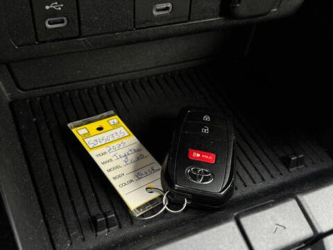 2025 Toyota Prius Limited