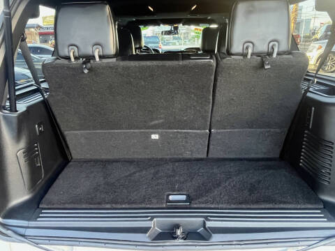 2016 Lincoln Navigator Select