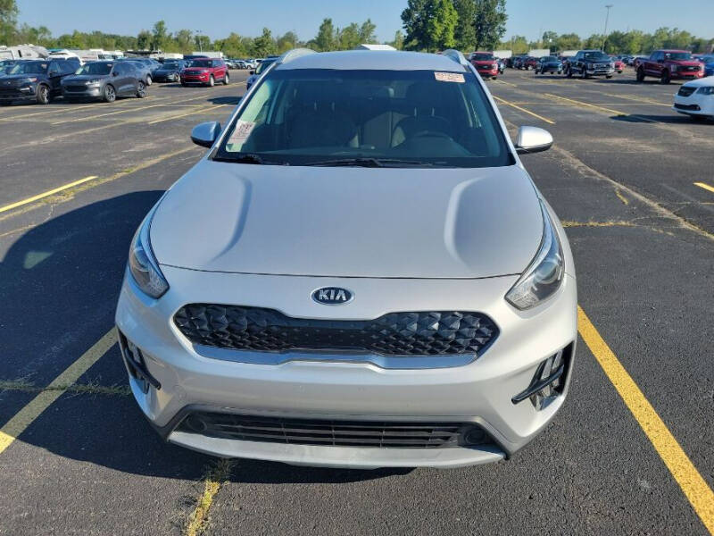 Used 2020 Kia Niro LX with VIN KNDCB3LC5L5398070 for sale in Detroit, MI