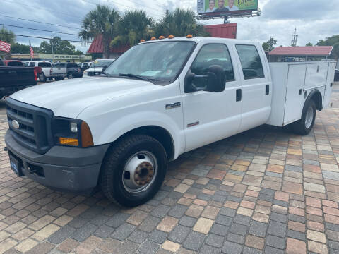 2006 Ford F-350 Super Duty for sale at Affordable Auto Motors in Jacksonville FL