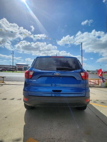 2019 Ford Escape S