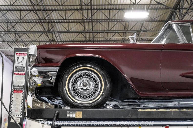 1960 Ford Thunderbird