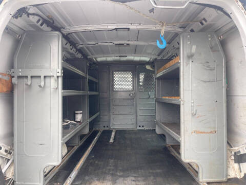 2016 Chevrolet Express 2500