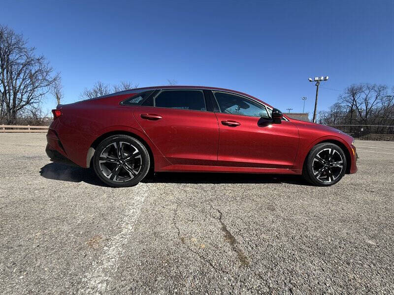 2022 Kia K5