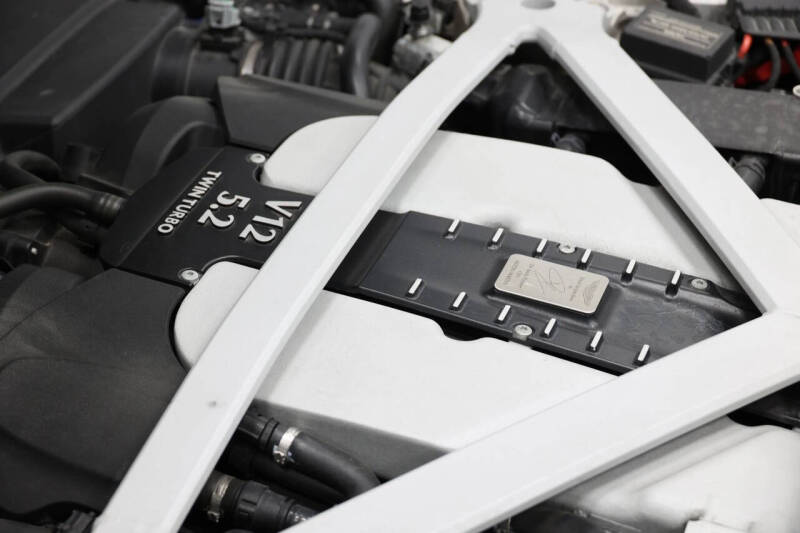 2017 Aston Martin DB11