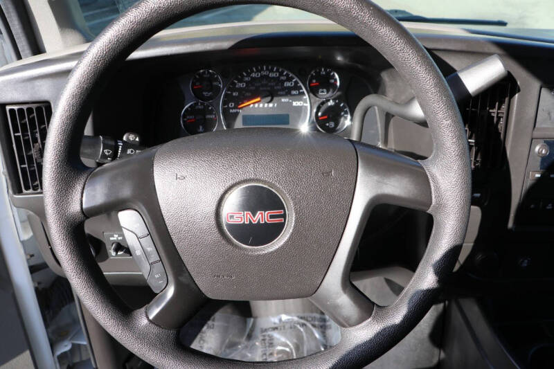 2016 GMC Savana 2500