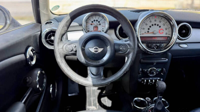 2011 MINI Cooper