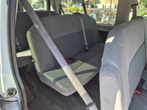 2012 Ford E-Series E-350 SD XLT
