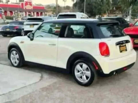 2018 MINI Hardtop 2 Door Cooper