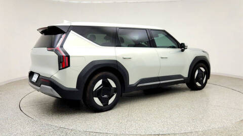 2024 Kia EV9 Light Long Range