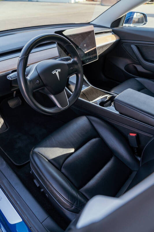 2019 Tesla Model 3 Long Range