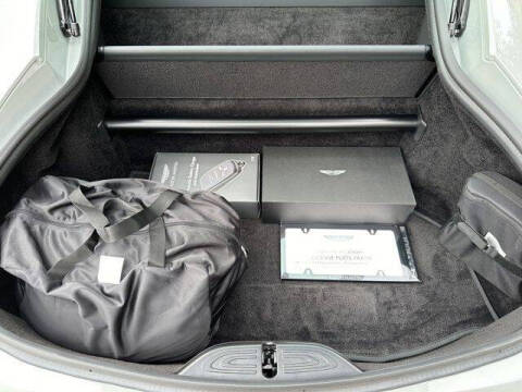 2025 Aston Martin Vantage