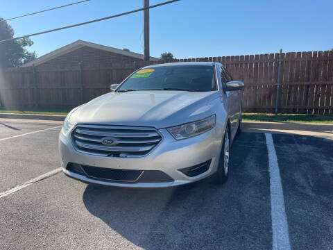 2017 Ford Taurus Limited