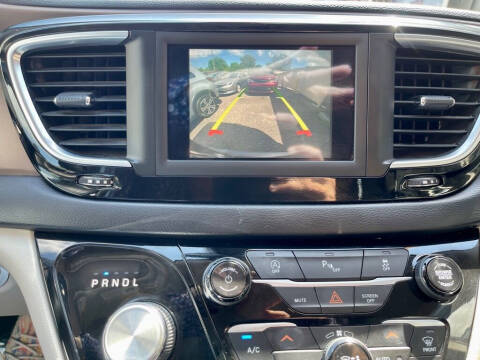 2018 Chrysler Pacifica Touring L