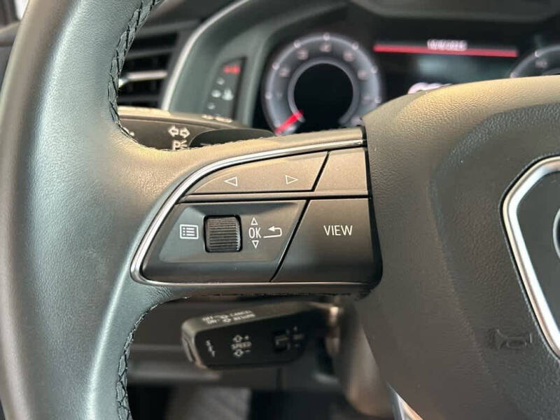 2023 Audi Q7 quattro Premium Plus 55 TFSI