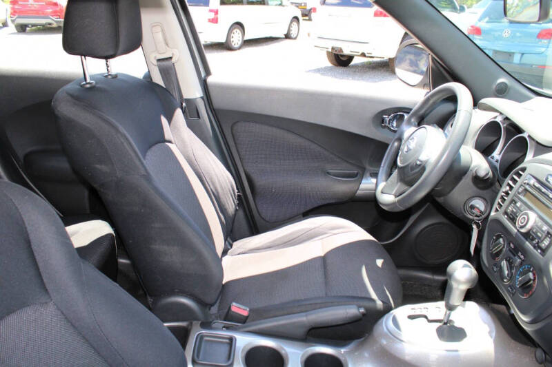 2011 Nissan JUKE S