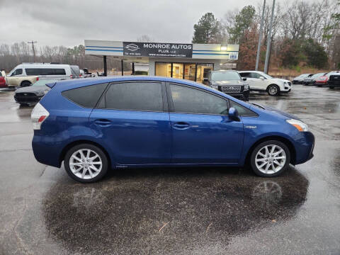 2013 Toyota Prius v Five